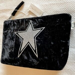 NWT Koala Kanvas makeup bag